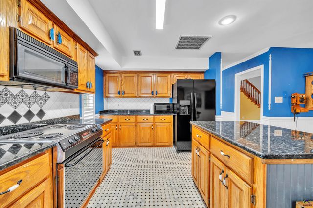 102 Monarch Place, Warner Robins, GA 31088