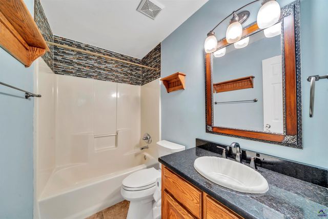 102 Monarch Place, Warner Robins, GA 31088