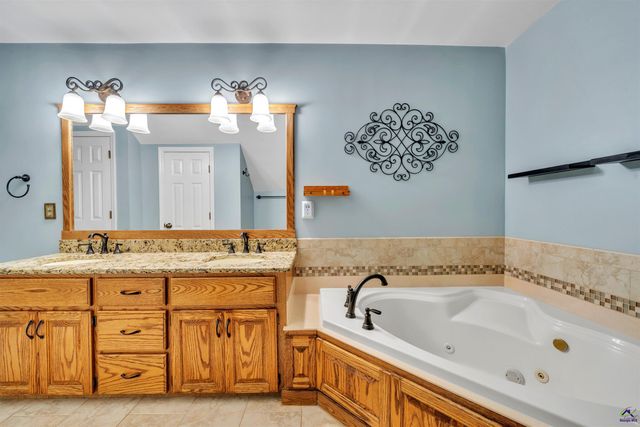 102 Monarch Place, Warner Robins, GA 31088