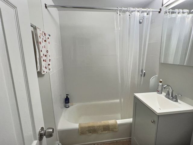 217 Kent 12, Brookline, MA 02446