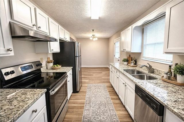 9161 Fairway Court, Riverdale, GA 30274