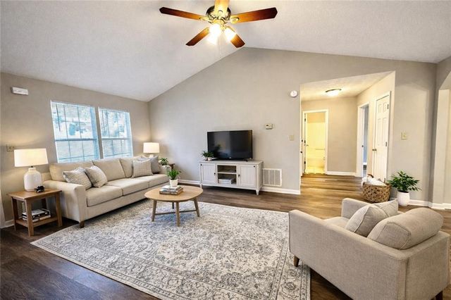 9161 Fairway Court, Riverdale, GA 30274