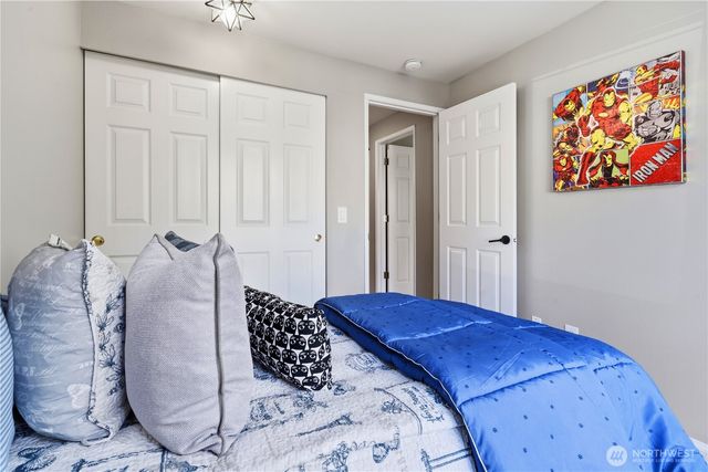 6649 SE Cougar Mountain Way, Bellevue, WA 98006