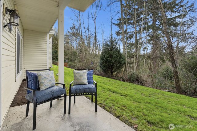 6649 SE Cougar Mountain Way, Bellevue, WA 98006