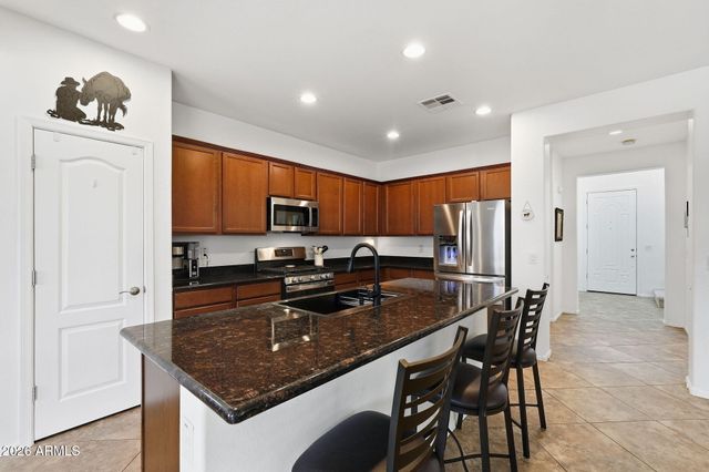 3463 E CARLA VISTA Drive, Gilbert, AZ 85295