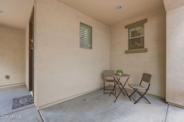 3463 E CARLA VISTA Drive, Gilbert, AZ 85295