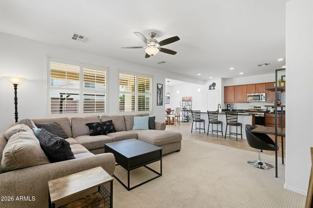 3463 E CARLA VISTA Drive, Gilbert, AZ 85295