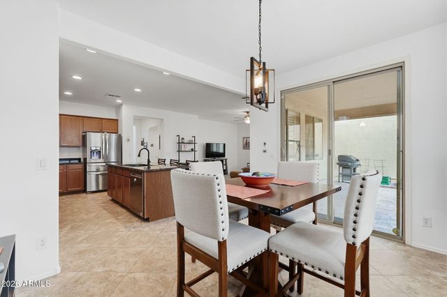 3463 E CARLA VISTA Drive, Gilbert, AZ 85295