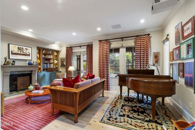 367 W Del Mar Boulevard 108, Pasadena, CA 91105