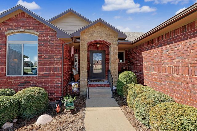 12616 E Cherry Creek Ct, Wichita, KS 67207