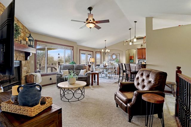 12616 E Cherry Creek Ct, Wichita, KS 67207