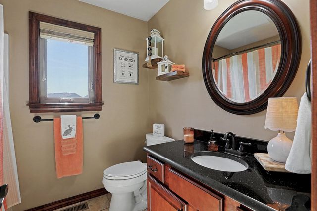 12616 E Cherry Creek Ct, Wichita, KS 67207