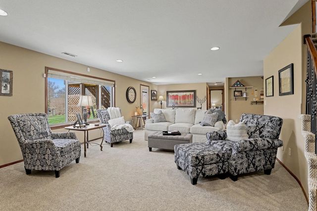 12616 E Cherry Creek Ct, Wichita, KS 67207