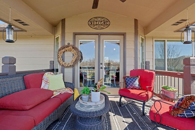 12616 E Cherry Creek Ct, Wichita, KS 67207