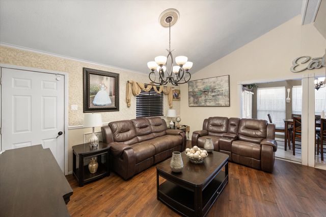 2522 Brady Lane, Grand Prairie, TX 75052