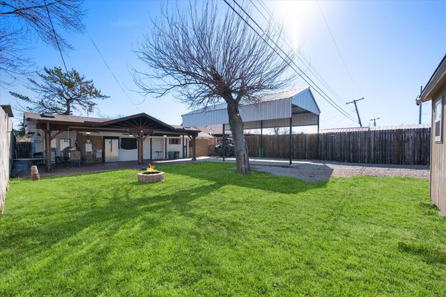 2522 Brady Lane, Grand Prairie, TX 75052