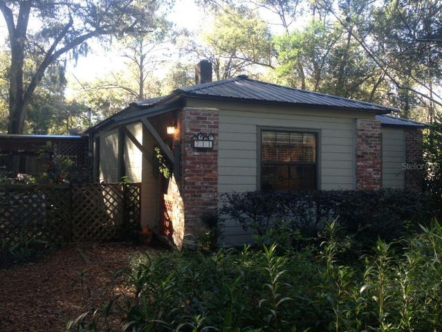 711 NW 34TH PLACE, Gainesville, FL 32609