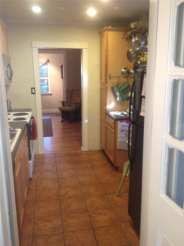 711 NW 34TH PLACE, Gainesville, FL 32609