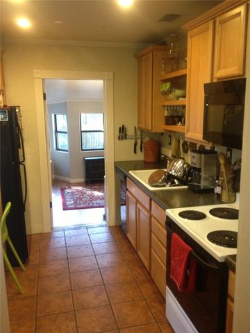 711 NW 34TH PLACE, Gainesville, FL 32609