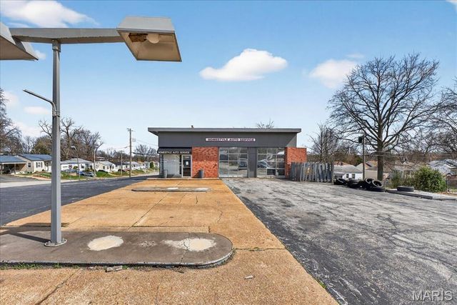 3166 Ashby Road, St Ann, MO 63074