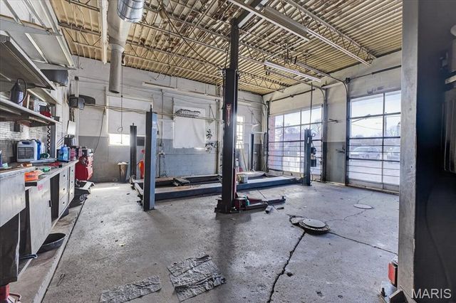 3166 Ashby Road, St Ann, MO 63074