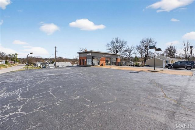 3166 Ashby Road, St Ann, MO 63074