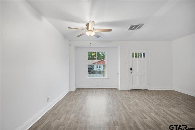 1311 E Dawson, Tyler, TX 75701
