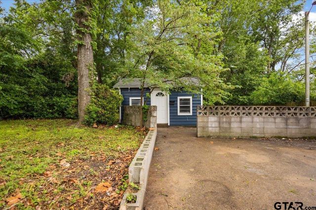 1311 E Dawson, Tyler, TX 75701