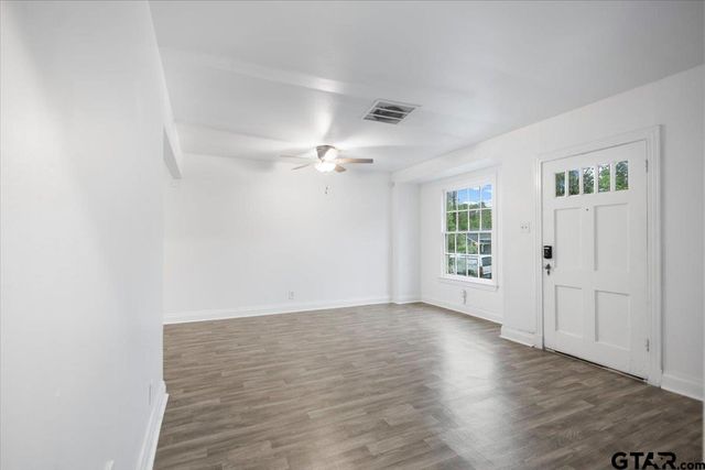 1311 E Dawson, Tyler, TX 75701