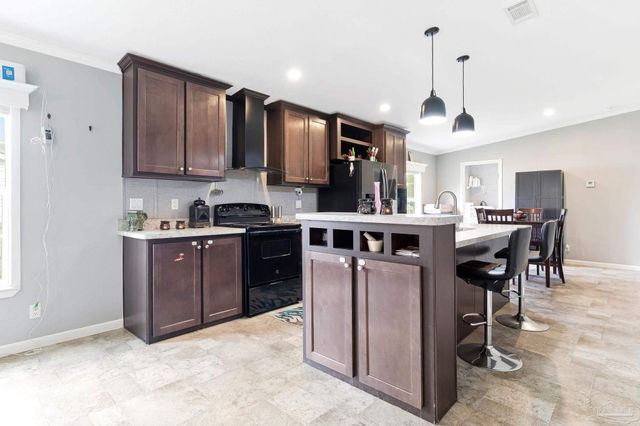 5144 Pauline St, Milton, FL 32583