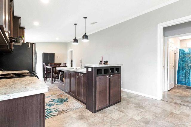 5144 Pauline St, Milton, FL 32583