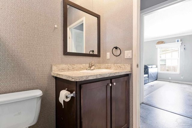 5144 Pauline St, Milton, FL 32583