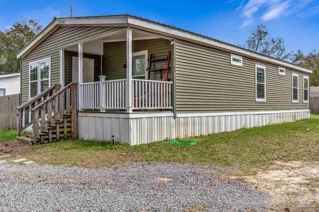 5144 Pauline St, Milton, FL 32583