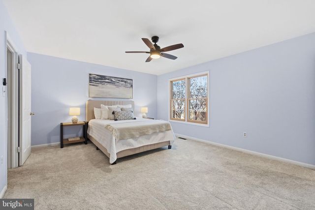 2145 KINGS MILL CT, Falls Church, VA 22043