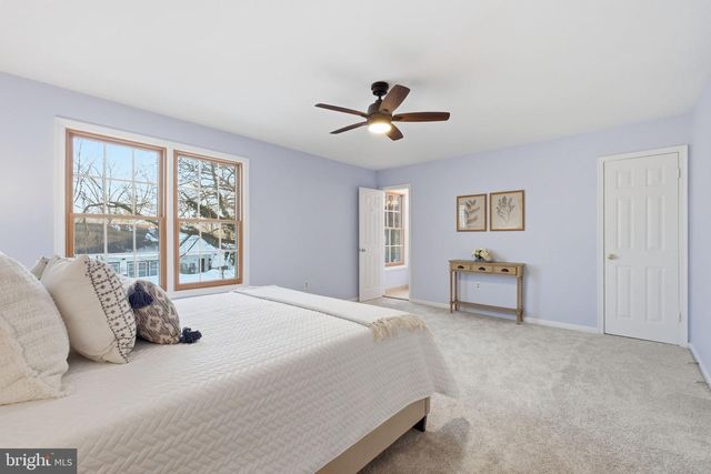 2145 KINGS MILL CT, Falls Church, VA 22043