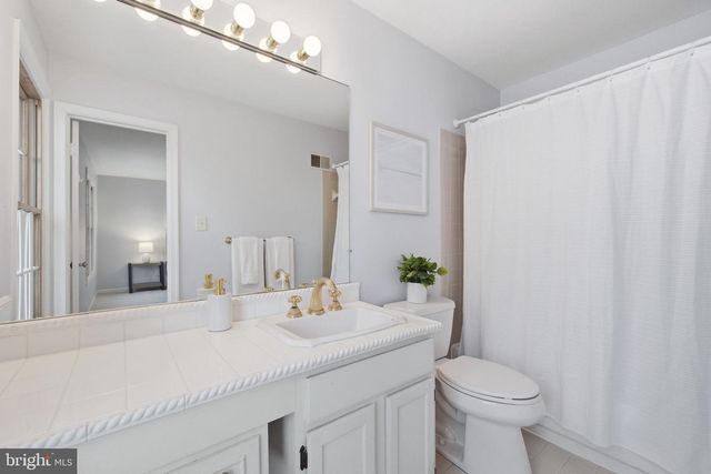 2145 KINGS MILL CT, Falls Church, VA 22043