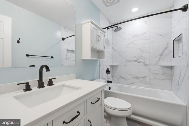 2145 KINGS MILL CT, Falls Church, VA 22043