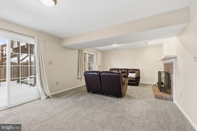 2145 KINGS MILL CT, Falls Church, VA 22043