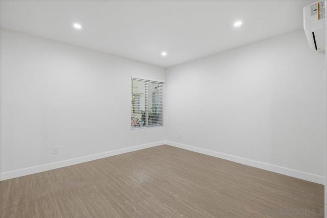 5533 Adobe Falls Rd 3, San Diego, CA 92120