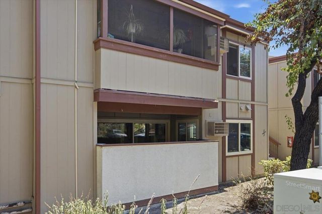 5533 Adobe Falls Rd 3, San Diego, CA 92120