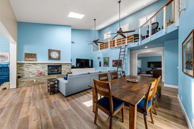 11915 Fuerte Vista Lane, El Cajon, CA 92020