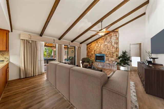 11915 Fuerte Vista Lane, El Cajon, CA 92020