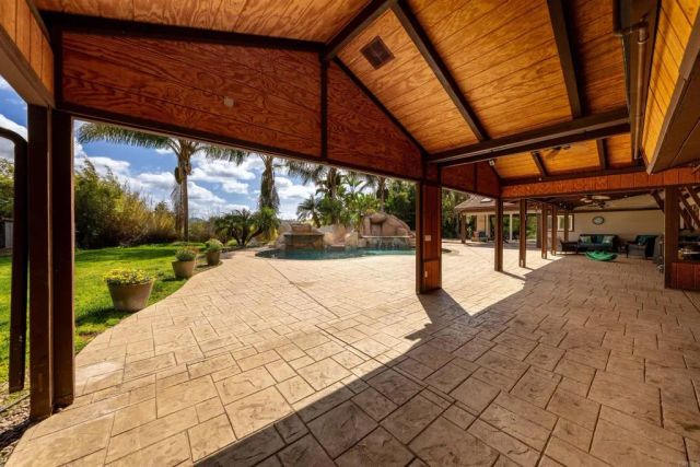 11915 Fuerte Vista Lane, El Cajon, CA 92020