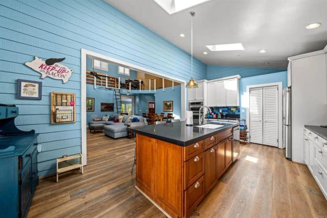 11915 Fuerte Vista Lane, El Cajon, CA 92020