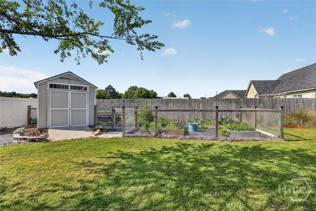 Image 13 of property listing at 405 Peachtree Drive, Rincon, GA 31326