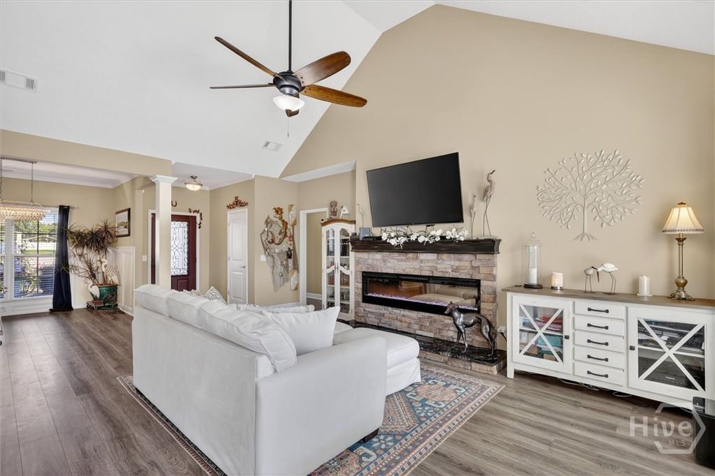 Image 19 of property listing at 405 Peachtree Drive, Rincon, GA 31326