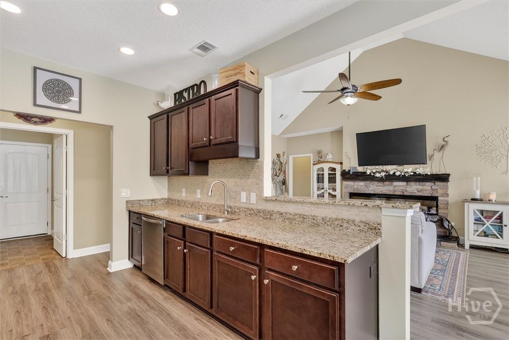 Image 22 of property listing at 405 Peachtree Drive, Rincon, GA 31326