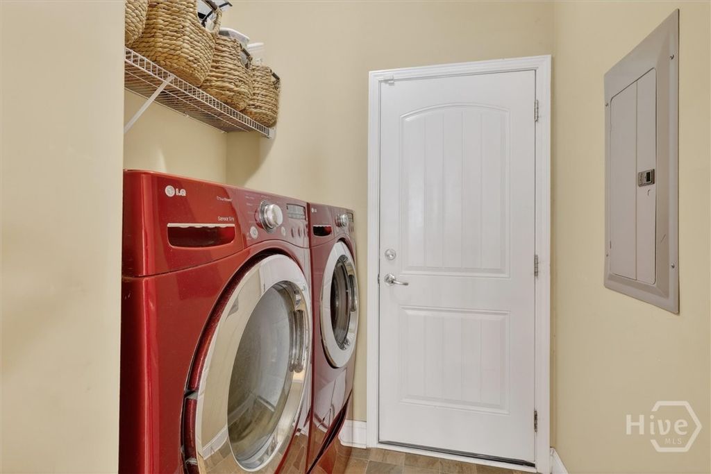 Image 36 of property listing at 405 Peachtree Drive, Rincon, GA 31326