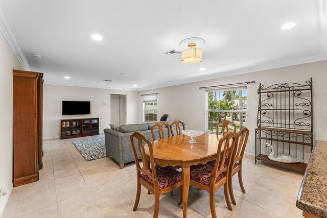 99 Seabreeze Avenue 2, Delray Beach, FL 33483
