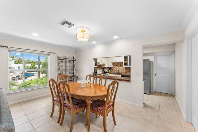99 Seabreeze Avenue 2, Delray Beach, FL 33483